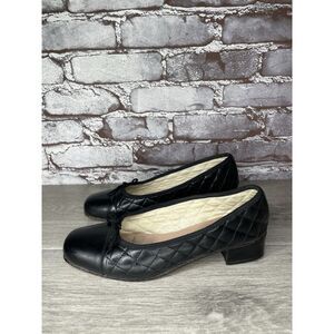 Hirica Black Quilted Leather Patent Cap Block Heels Shoes Women Sz 37EU/6.5M US